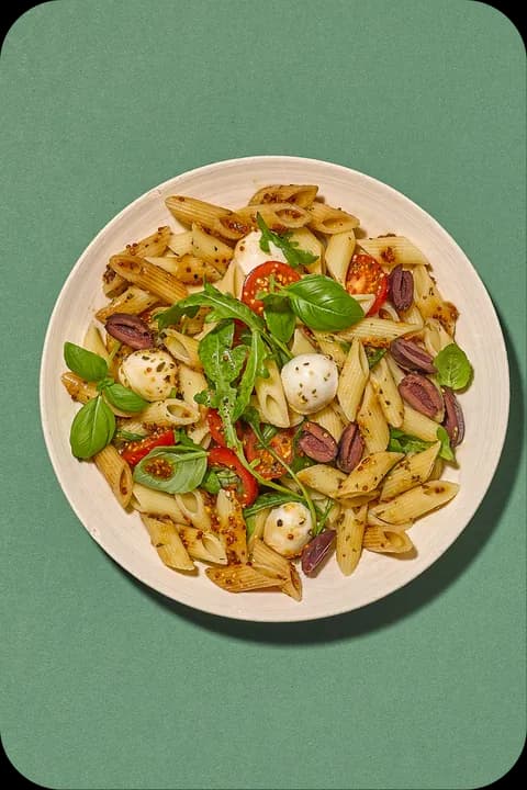 Mediterraner Nudelsalat – FoodDude