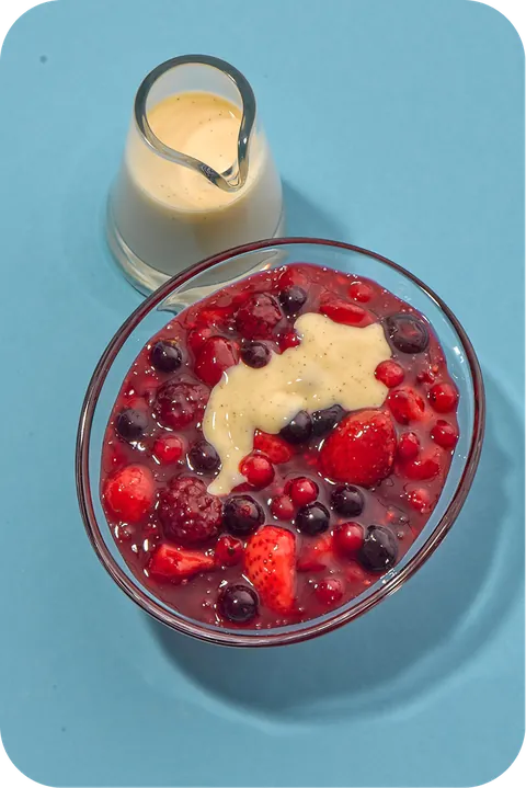 Rote Grütze mit Vanillesauce – FoodDude